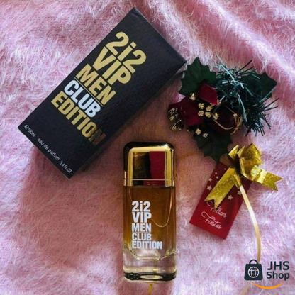 PERFUME 212 VIP Men Club Edition (Réplica). 🪵🟡🧔🏻🎩 ¡Descubre la esencia irresistible de la exclusividad y la seducción!