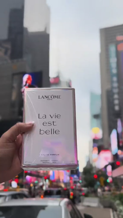 Perfume LA VIDA ES BELLA (Réplica)